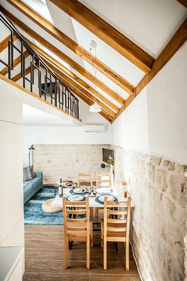 ** Pensjonat Villa Lucia Trogir Chorwacja
